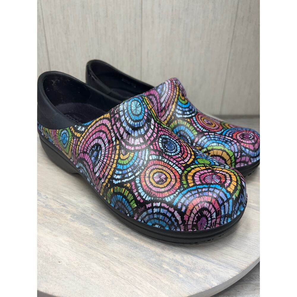 CROCS Multicolor Mosaic-Print Nursing Clogs